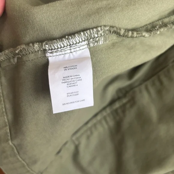 Cabi Explorer Vest - Picture 8 of 9